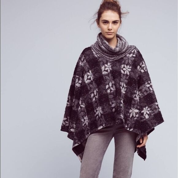 Anthropologie Wintertide Poncho Reversible Black Gray Buffalo Check- Floral Wool - Picture 1 of 14